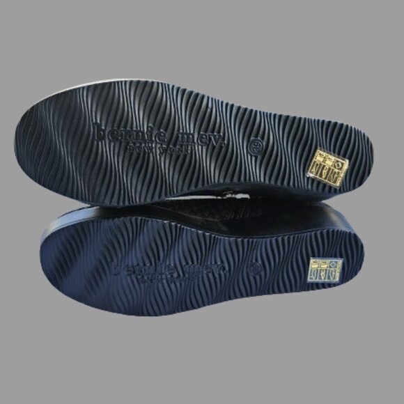 NEW! Bernie Mev Black Amanda Bootie - 39 EU/8.5 US - Picture 5 of 7